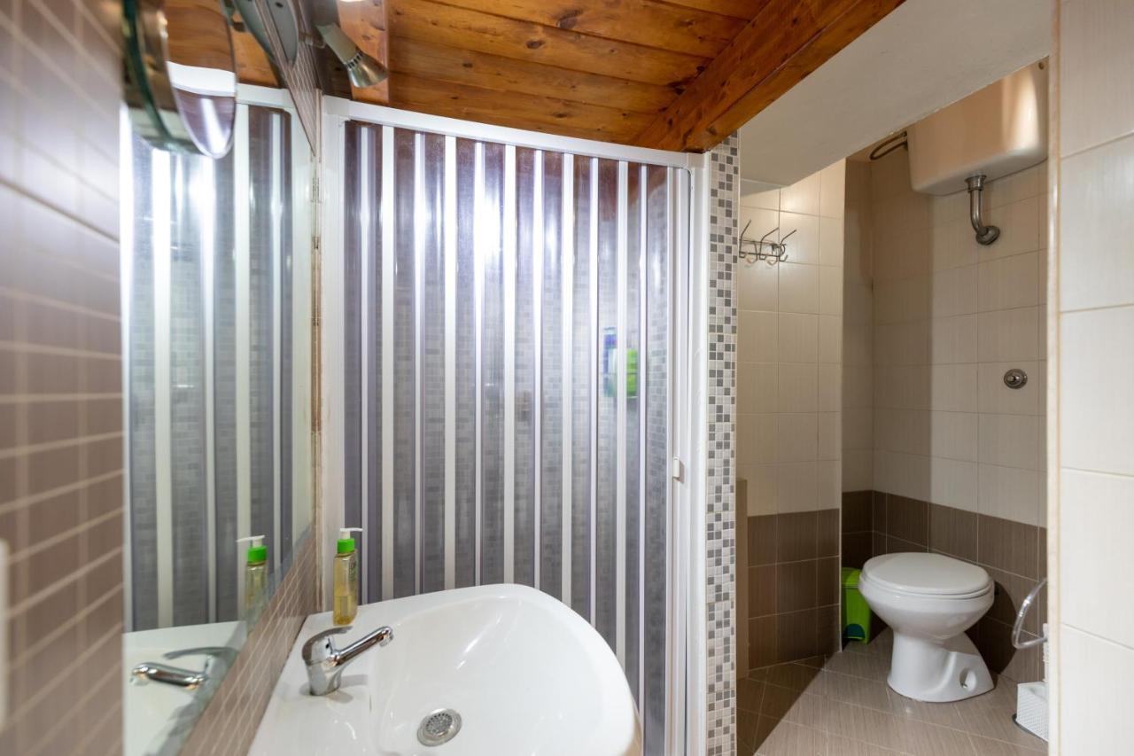 נאפולי Apartment With Sea View With 2 Lifts Above Montesanto! מראה חיצוני תמונה