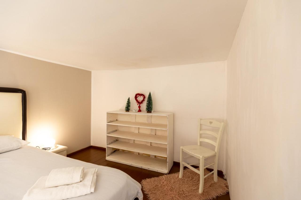 נאפולי Apartment With Sea View With 2 Lifts Above Montesanto! מראה חיצוני תמונה
