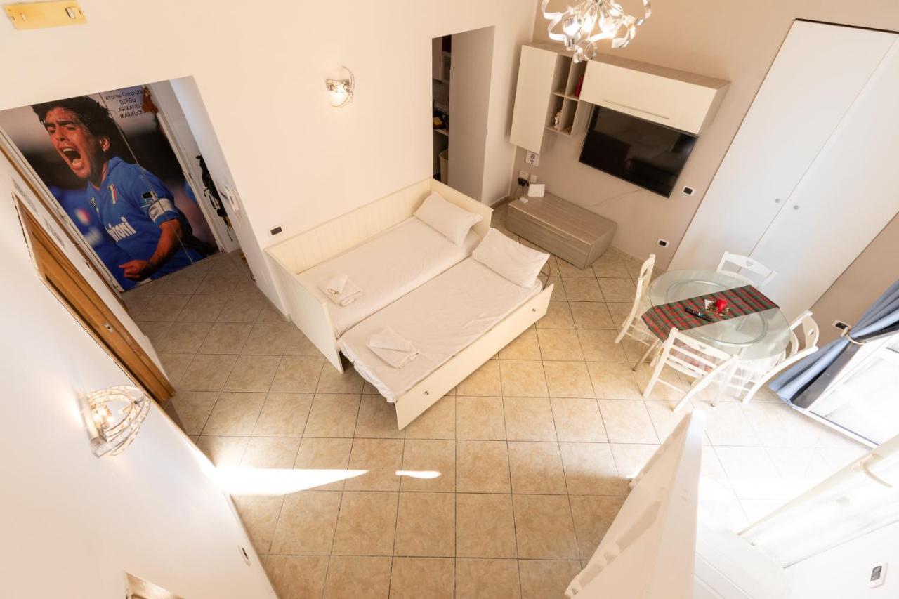נאפולי Apartment With Sea View With 2 Lifts Above Montesanto! מראה חיצוני תמונה